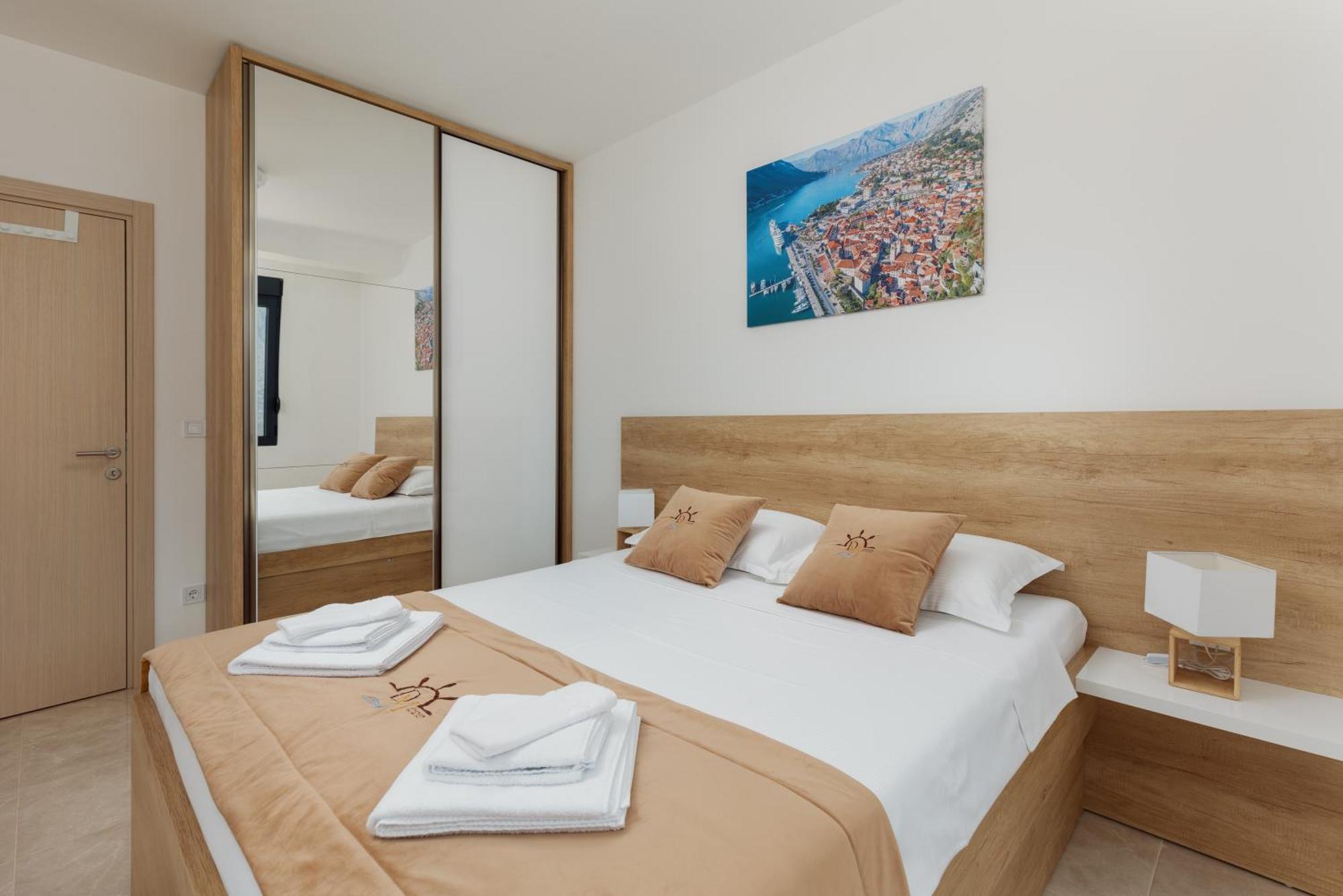Dm Apartments Kotor Bagian luar foto