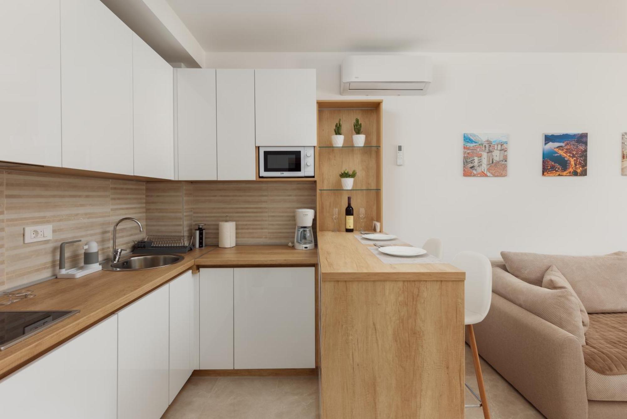 Dm Apartments Kotor Bagian luar foto